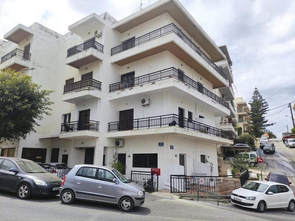 Amalthia Hotel Apartments Rethymno  Exterior photo
